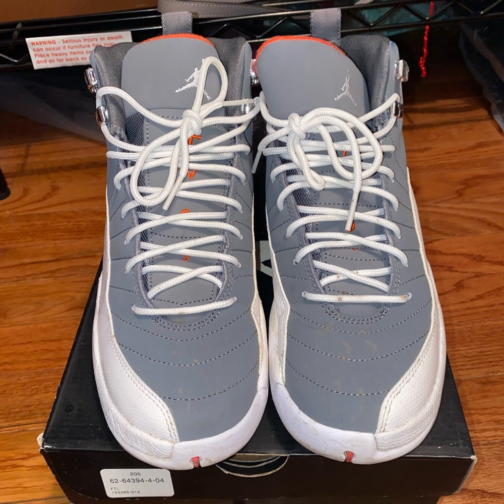 Jordan retro 12 cool grey